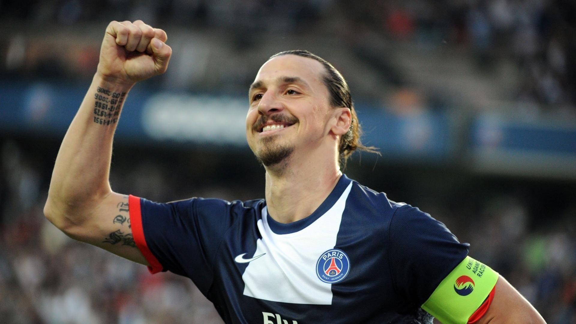 曼联在主场获胜，积分榜上升为第二